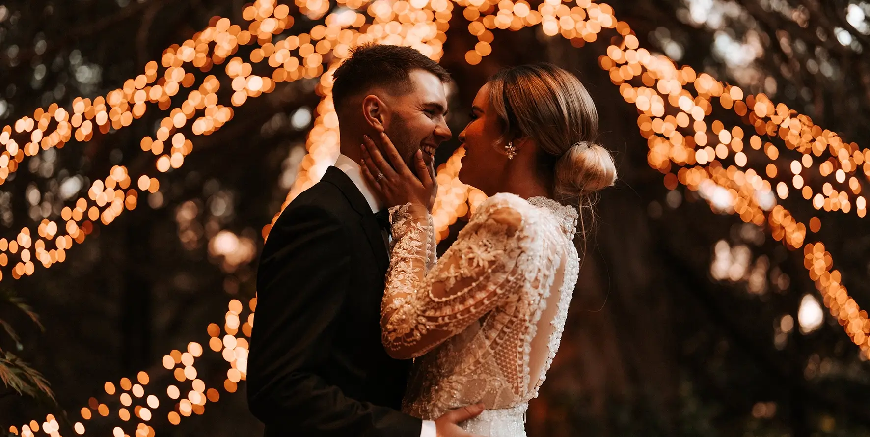Jaspers Berry_bride and groom_fairy lights_Faraway Tree_banner_RT-south-coast-nsw