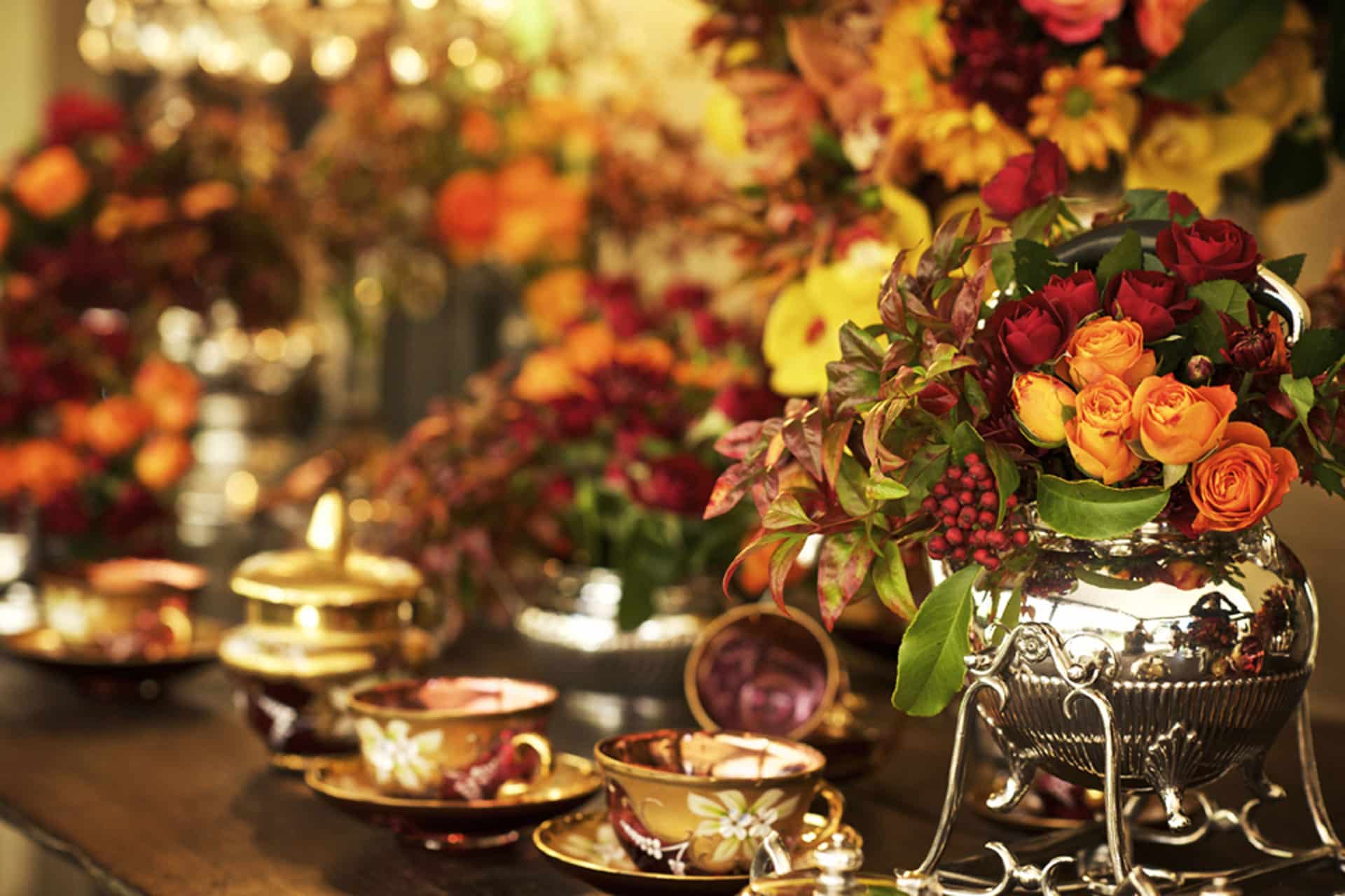 Autumn-Wedding-High-Tea-Silver-Service-Elegant-Wedding-Luxury-Wedding-Venue-Boutique-Wedding-Jaspers-Berry-Wedding-Floristry-Gold-Silver-Teapot
