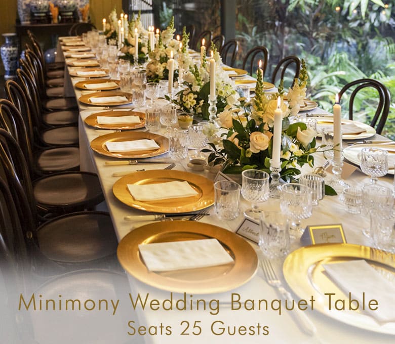 Minimony-Wedding-Banquet-Table-Gold-Charger-PlatesColonial-Verandah-Jaspers-Berry