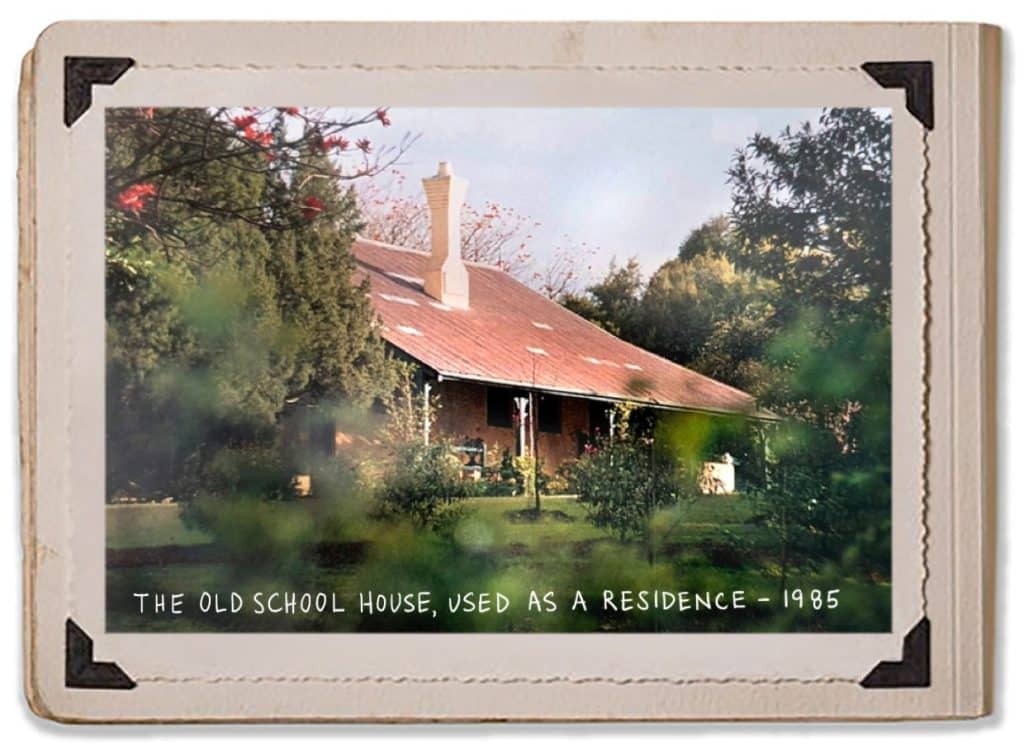 Old School House Residence 1985 Country Garden Jaspers Berry History Album