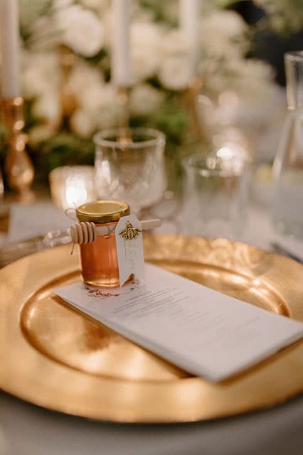Wedding-Favours-Honey-Pot-Bonbonniere-Wedding-Menu-Feasting-The-Orangery