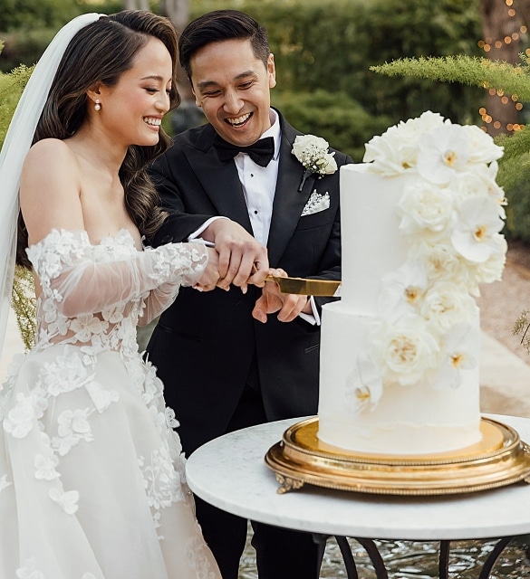 Cake Cutting Bridal Couple Luxury Destination Wedding Venue South Coast NSW