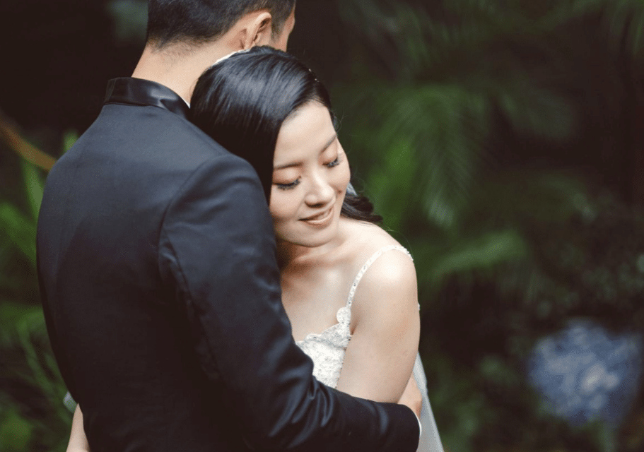 Chinese Wedding First Look First Kiss Destination Wedding Venue Jaspers Berry South Coast NSW