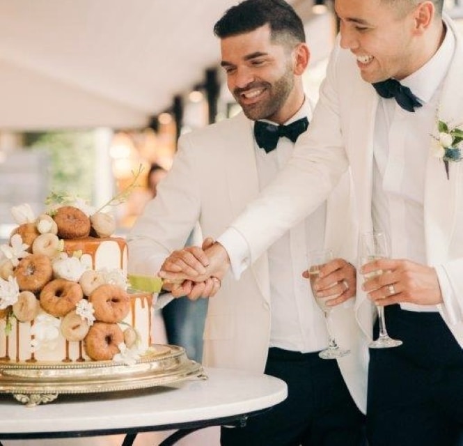 wedding cake cutting jaspers south coast