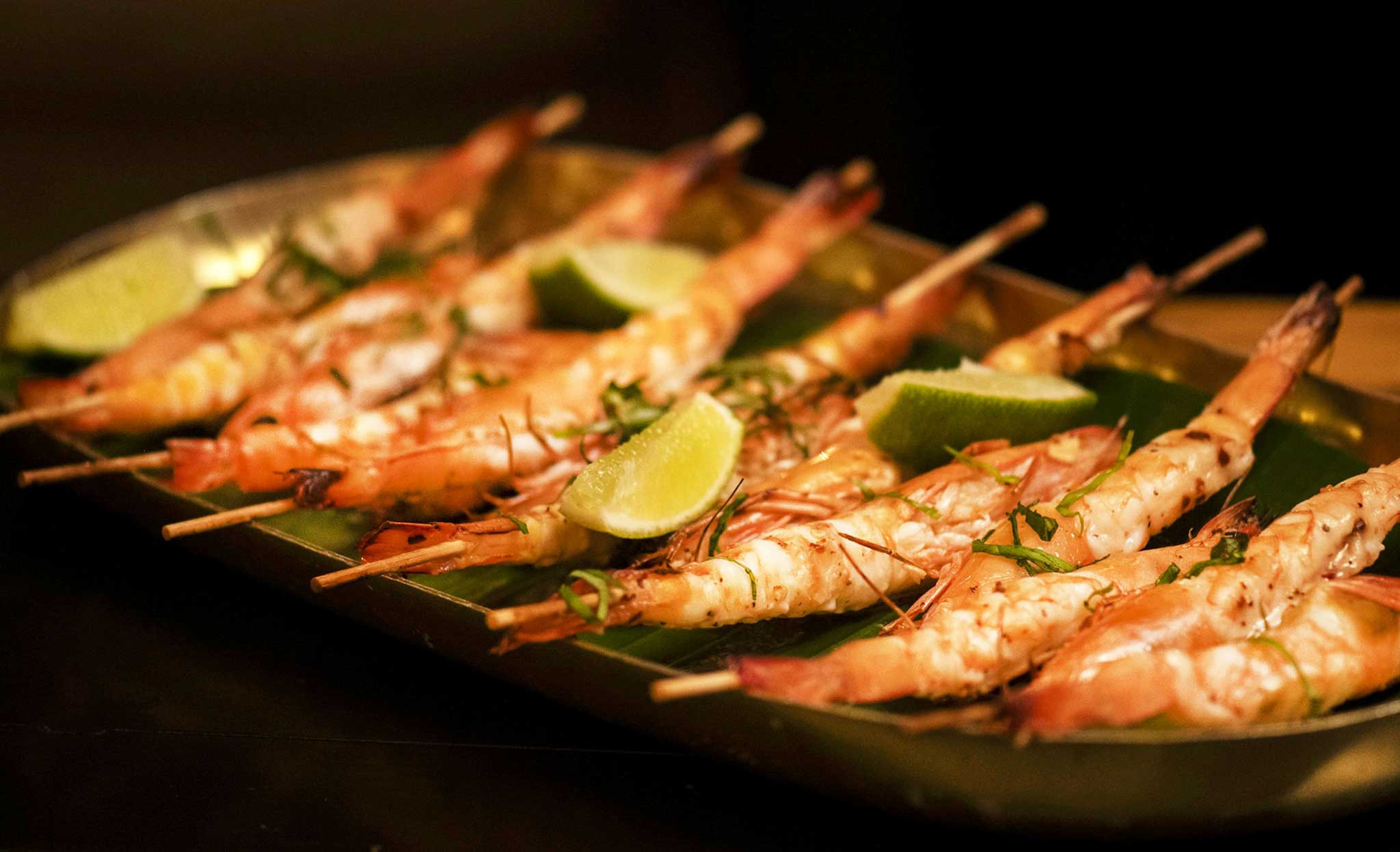 prawn-skewers-canapes-wedding-colonial-garden-party-jaspers